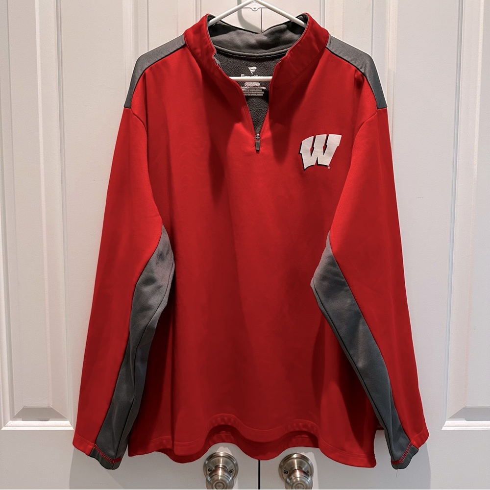 Fanatics Men’s WI Badgers 1/4 Zip Pullover 2XL